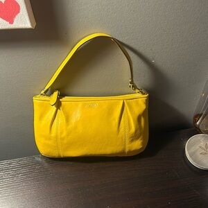 Small coach handbag